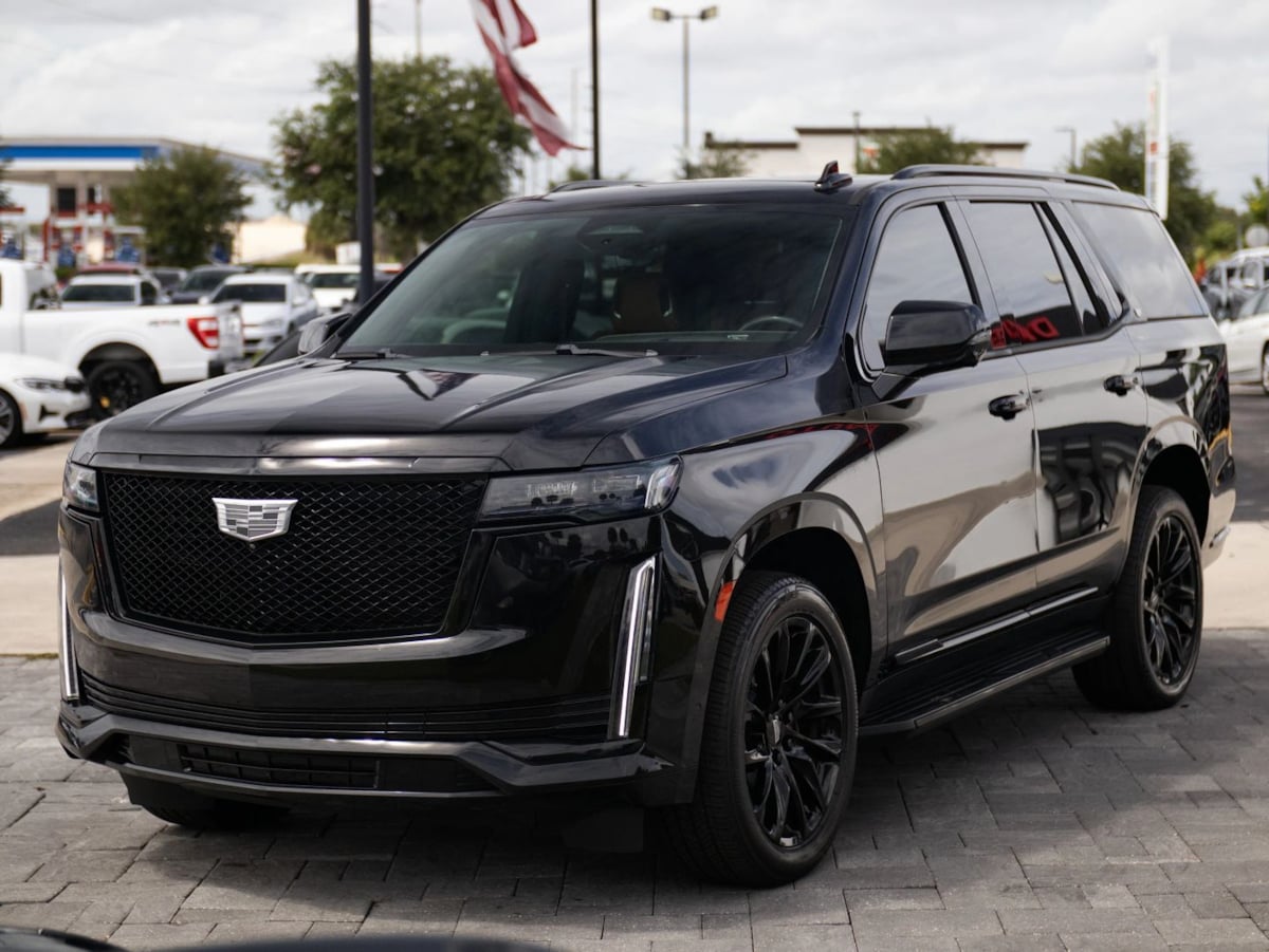 Photo 6 of this Cadillac Escalade