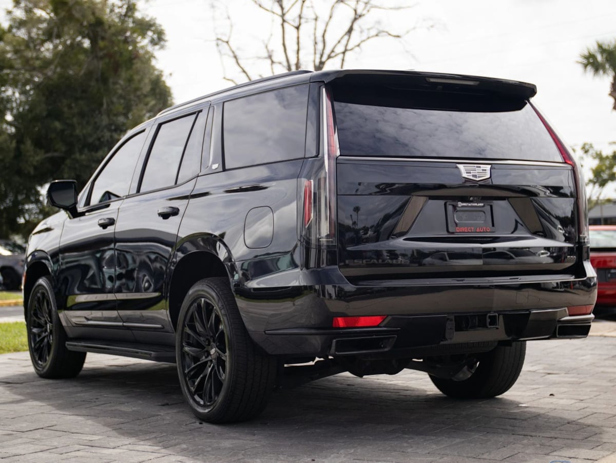 Photo 9 of this Cadillac Escalade