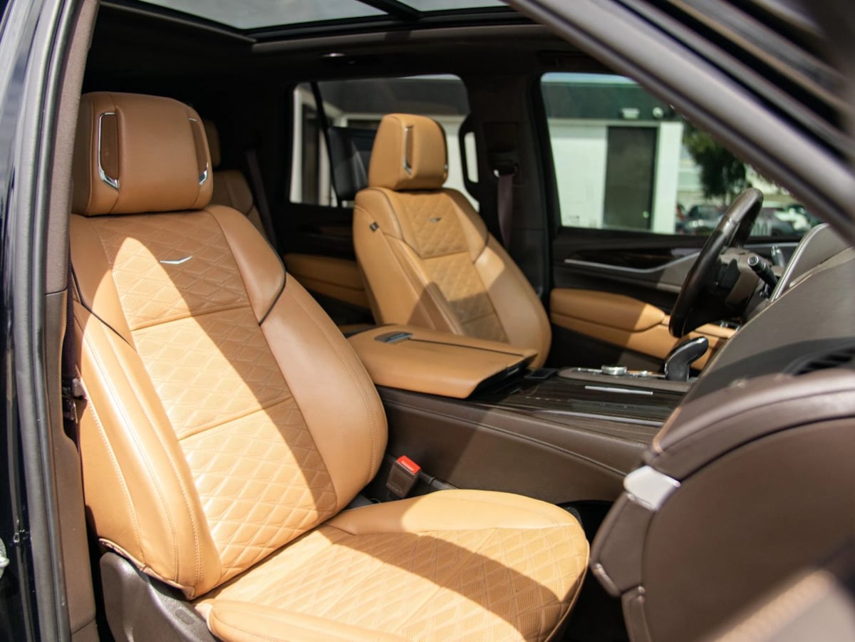 Photo 21 of this Cadillac Escalade
