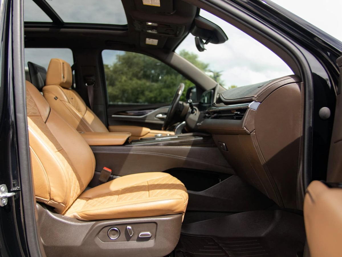 Photo 22 of this Cadillac Escalade