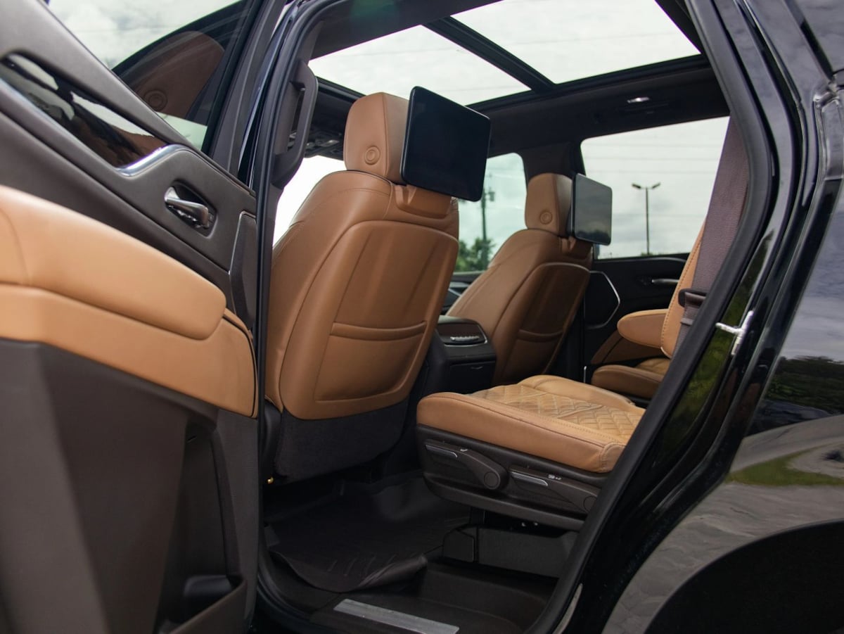 Photo 24 of this Cadillac Escalade
