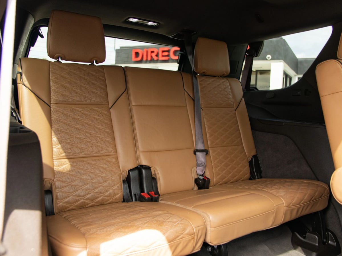 Photo 28 of this Cadillac Escalade