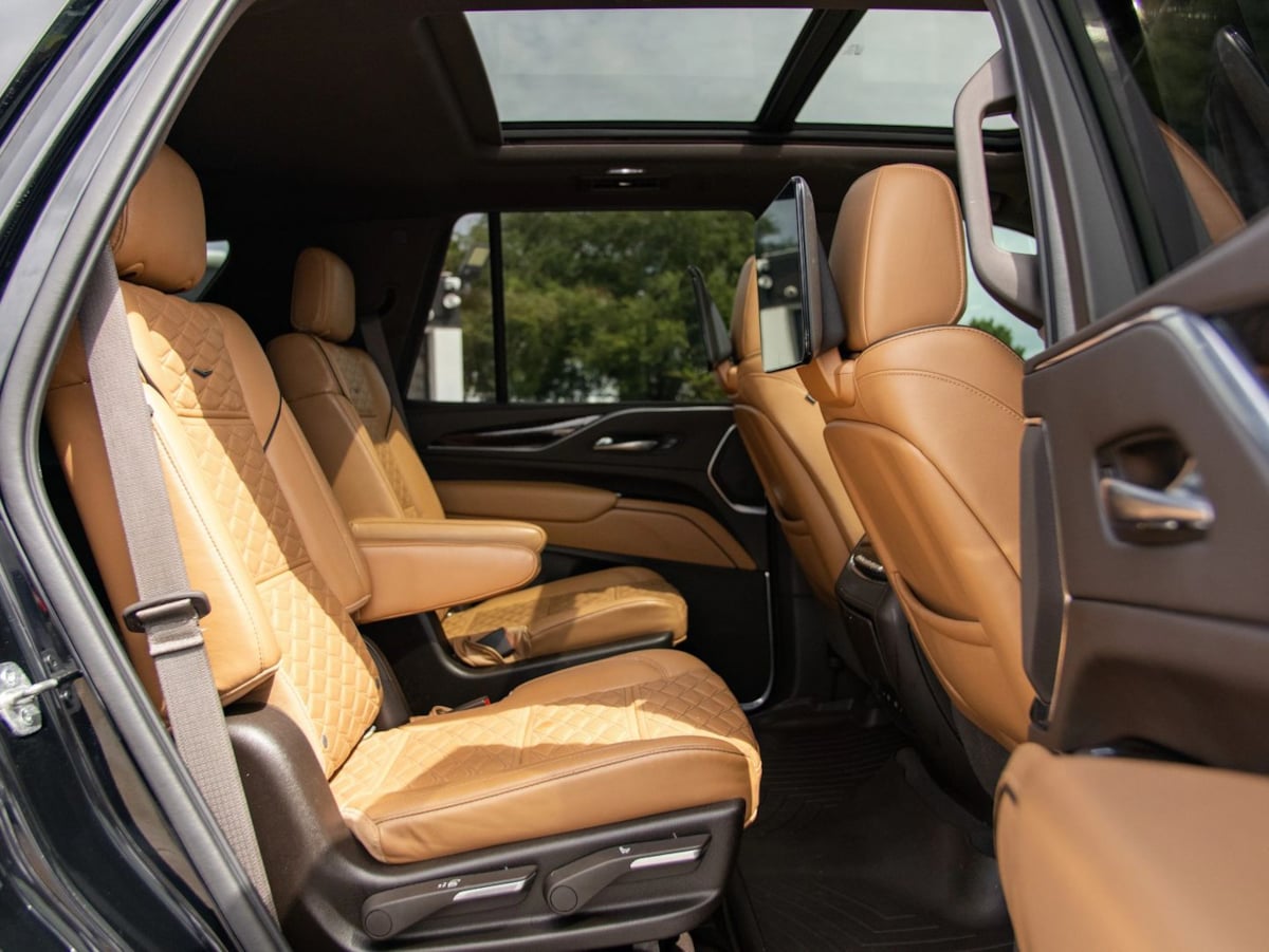 Photo 29 of this Cadillac Escalade