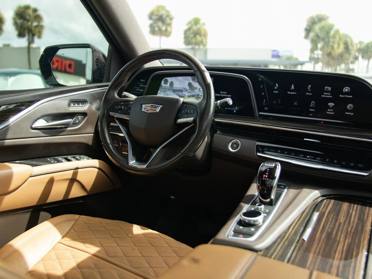 Photo 33 of this Cadillac Escalade