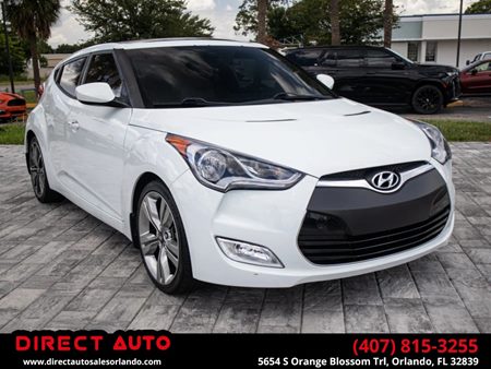 2013 Hyundai Veloster w/Gray Int
