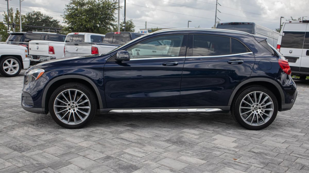 Mercedes-Benz GLA 250 photo 4