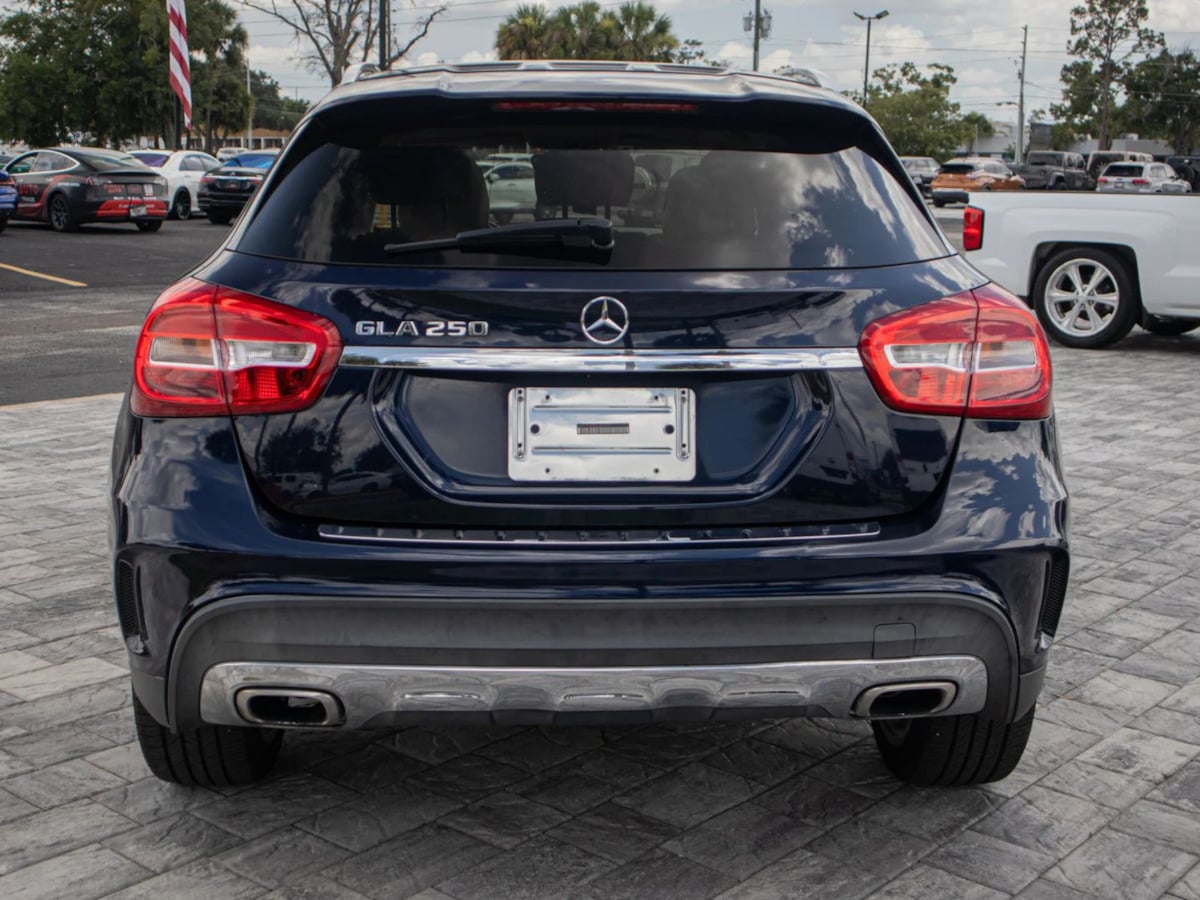 Mercedes-Benz GLA 250 photo 6