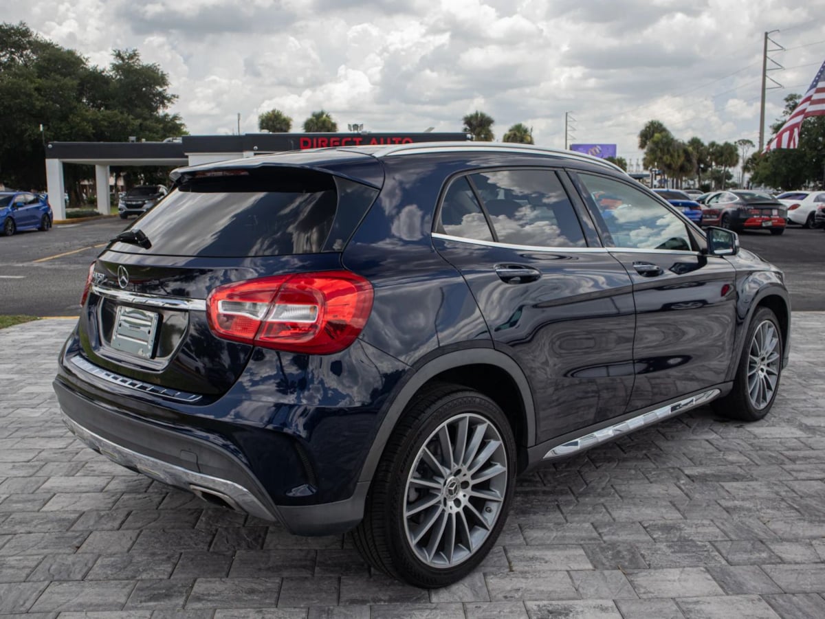 Mercedes-Benz GLA 250 photo 8