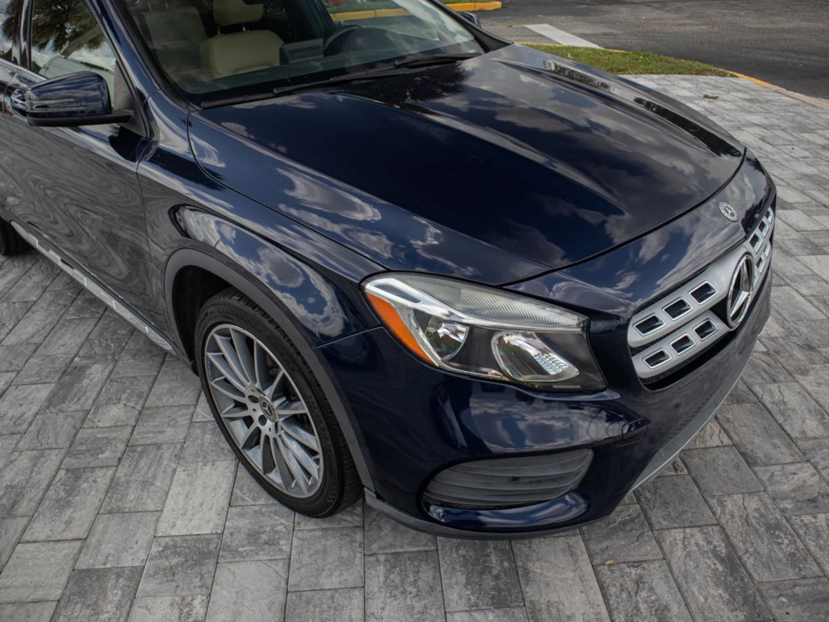 Mercedes-Benz GLA 250 photo 10