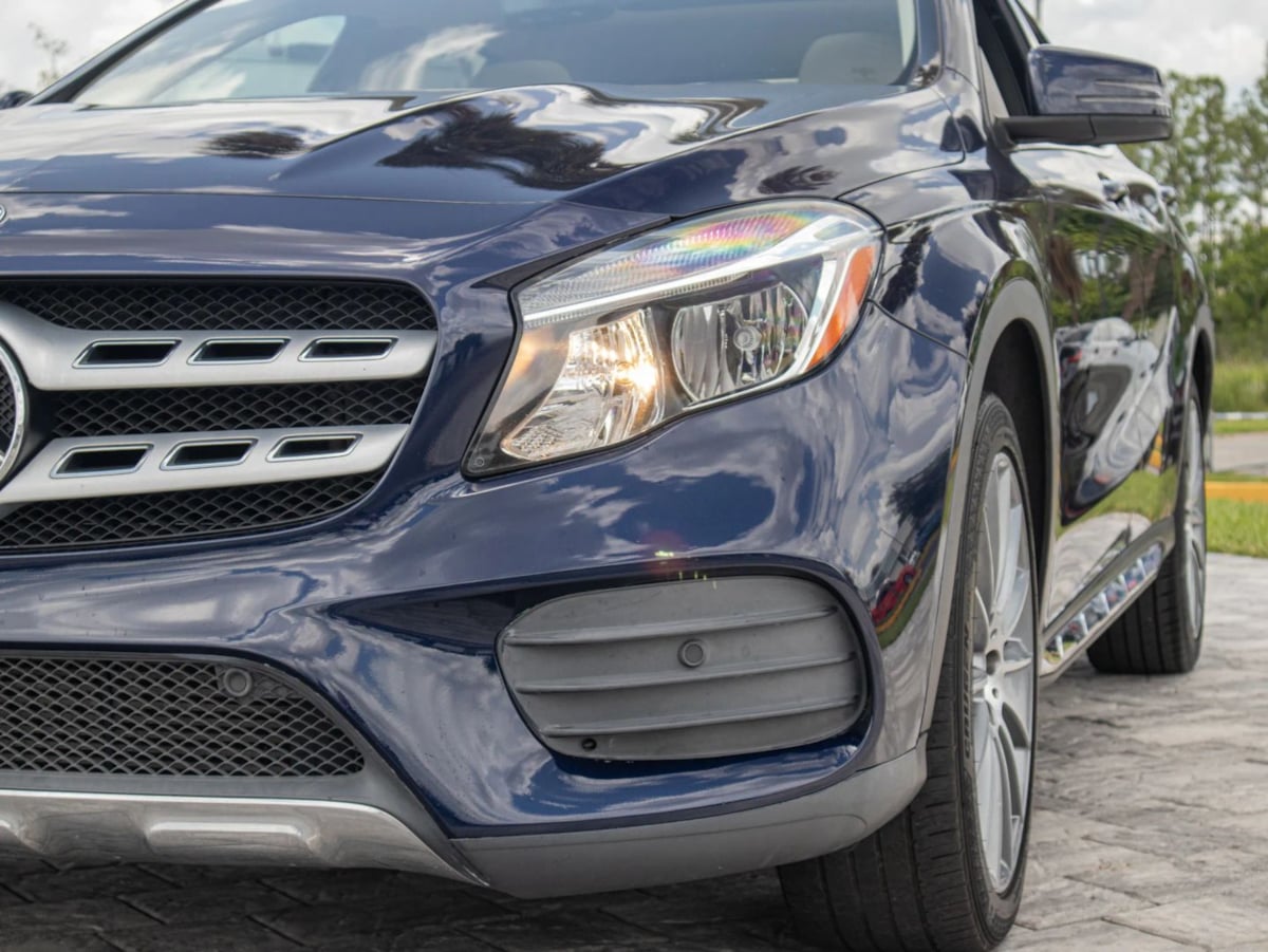 Mercedes-Benz GLA 250 photo 13