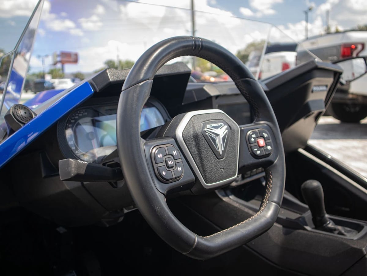 Polaris Slingshot photo 19