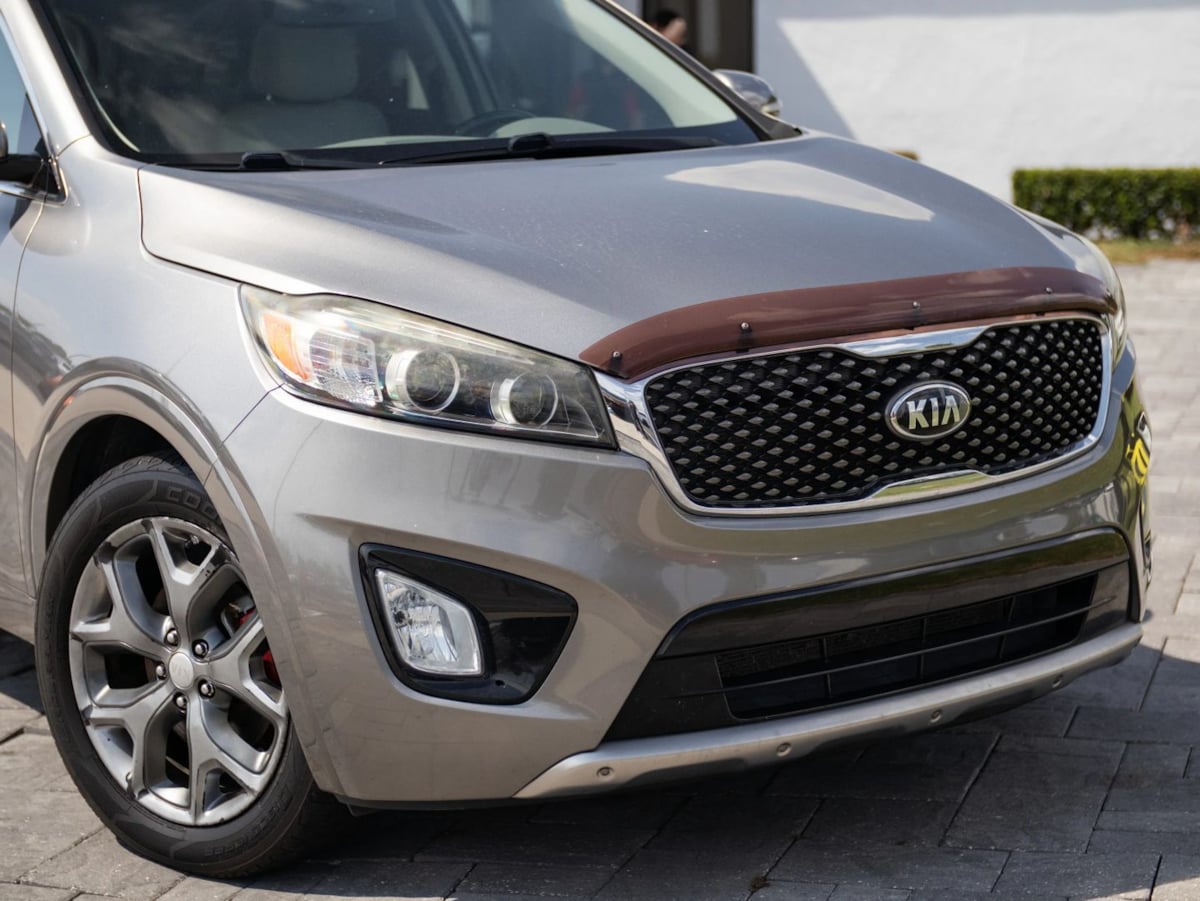 Kia Sorento photo 2