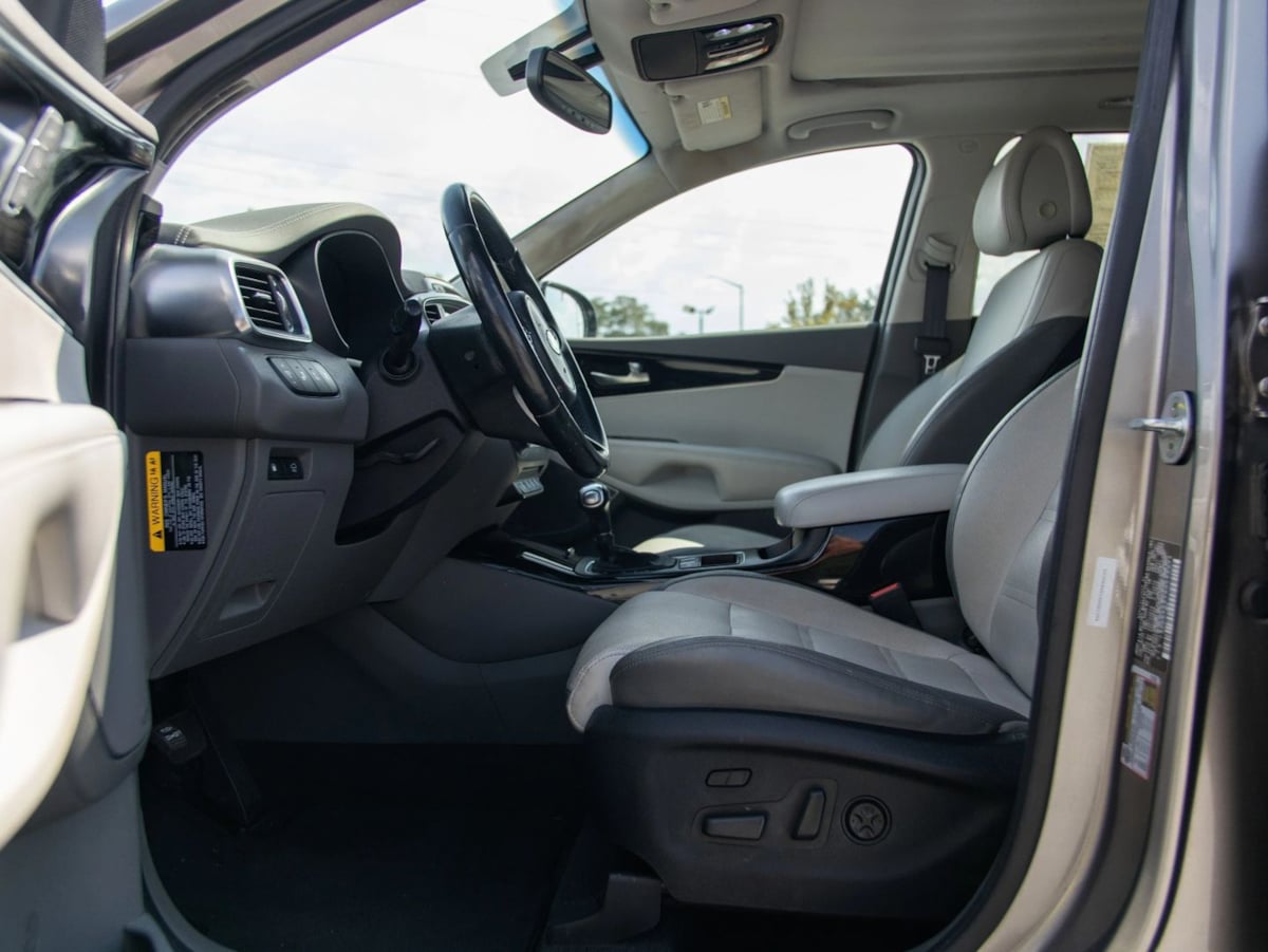 Kia Sorento photo 15