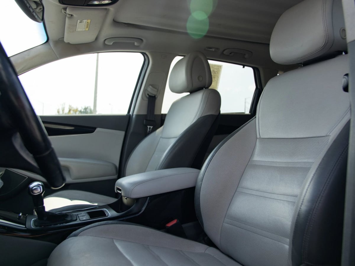 Kia Sorento photo 17