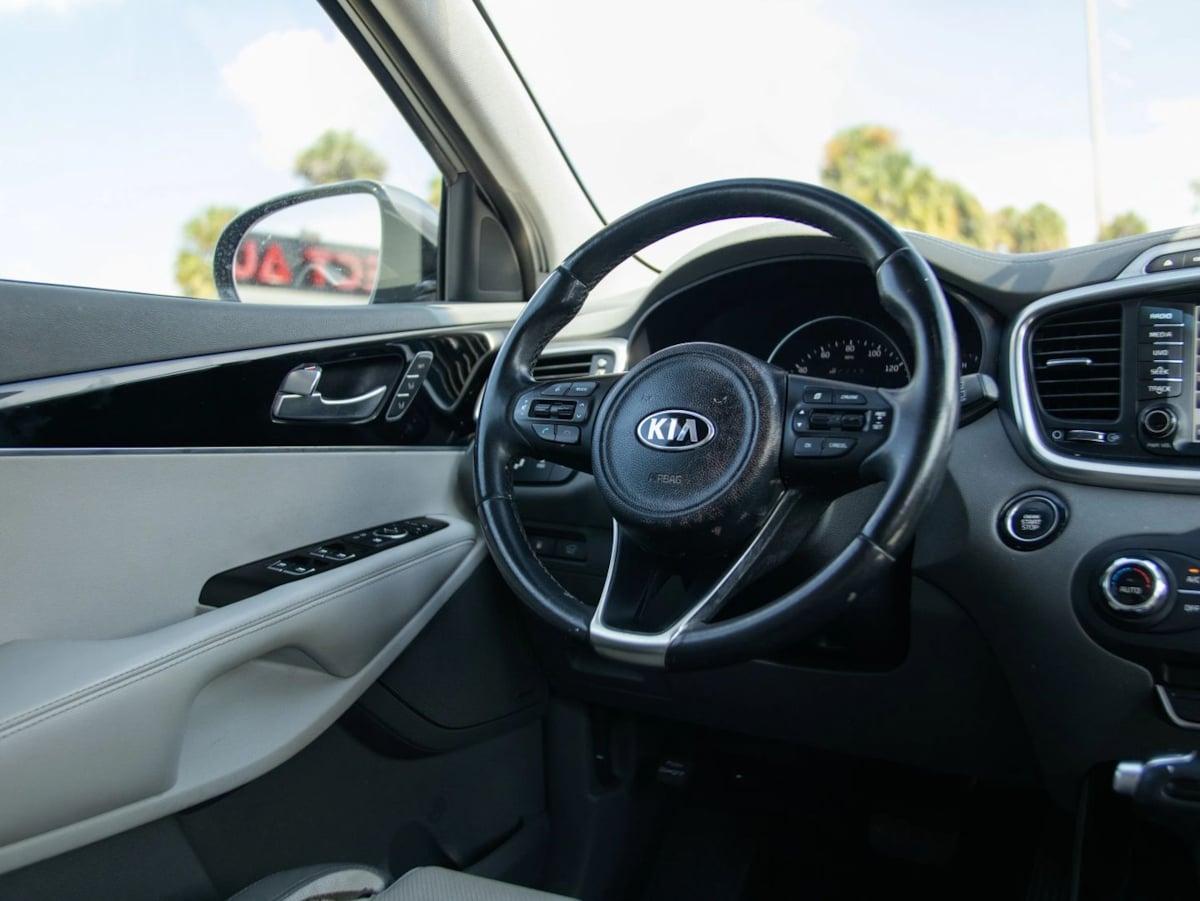 Kia Sorento photo 23