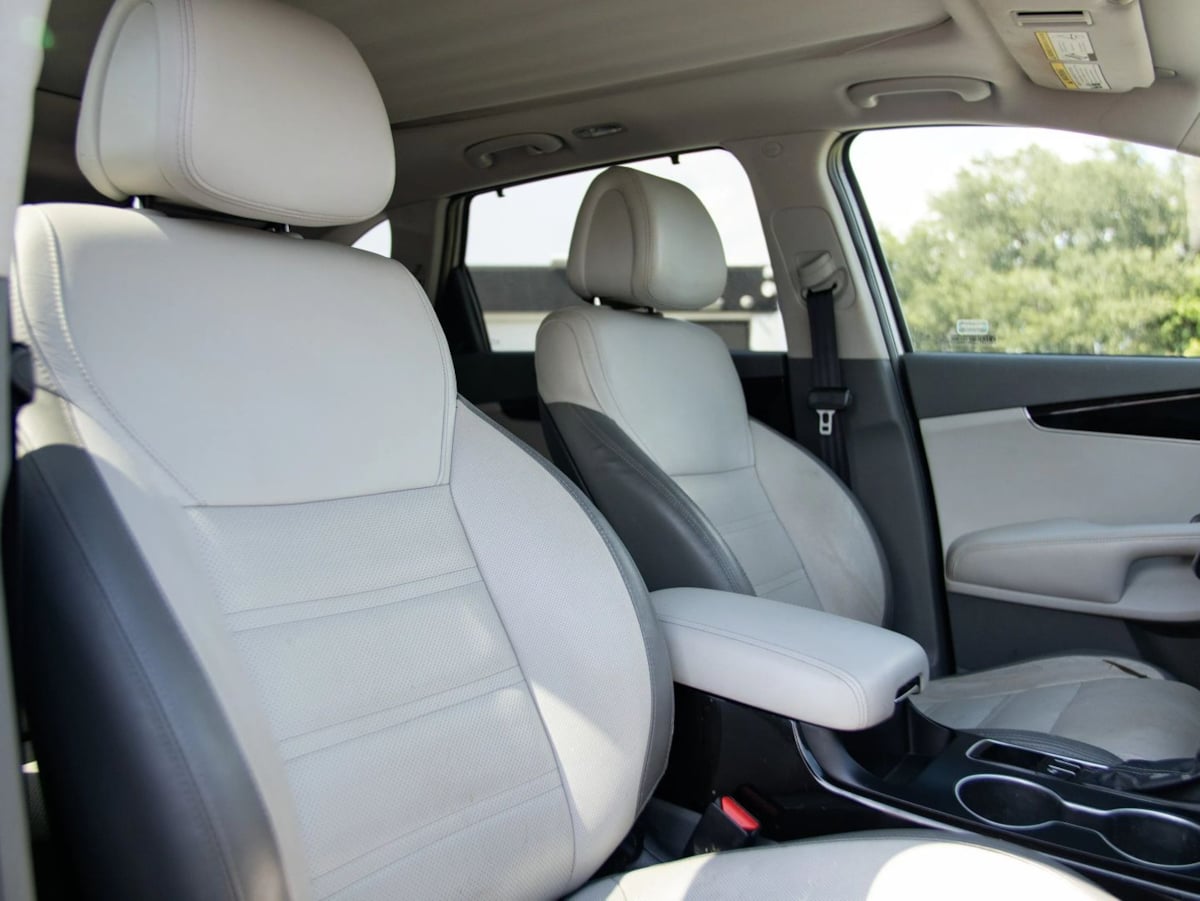Kia Sorento photo 28