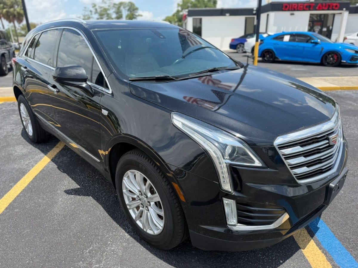 Cadillac XT5 photo 2