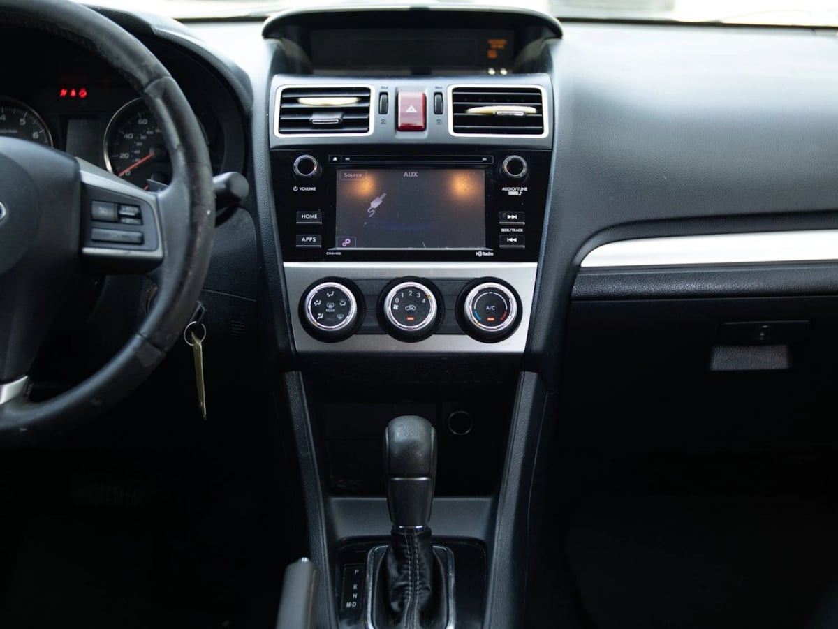 Subaru Impreza photo 25