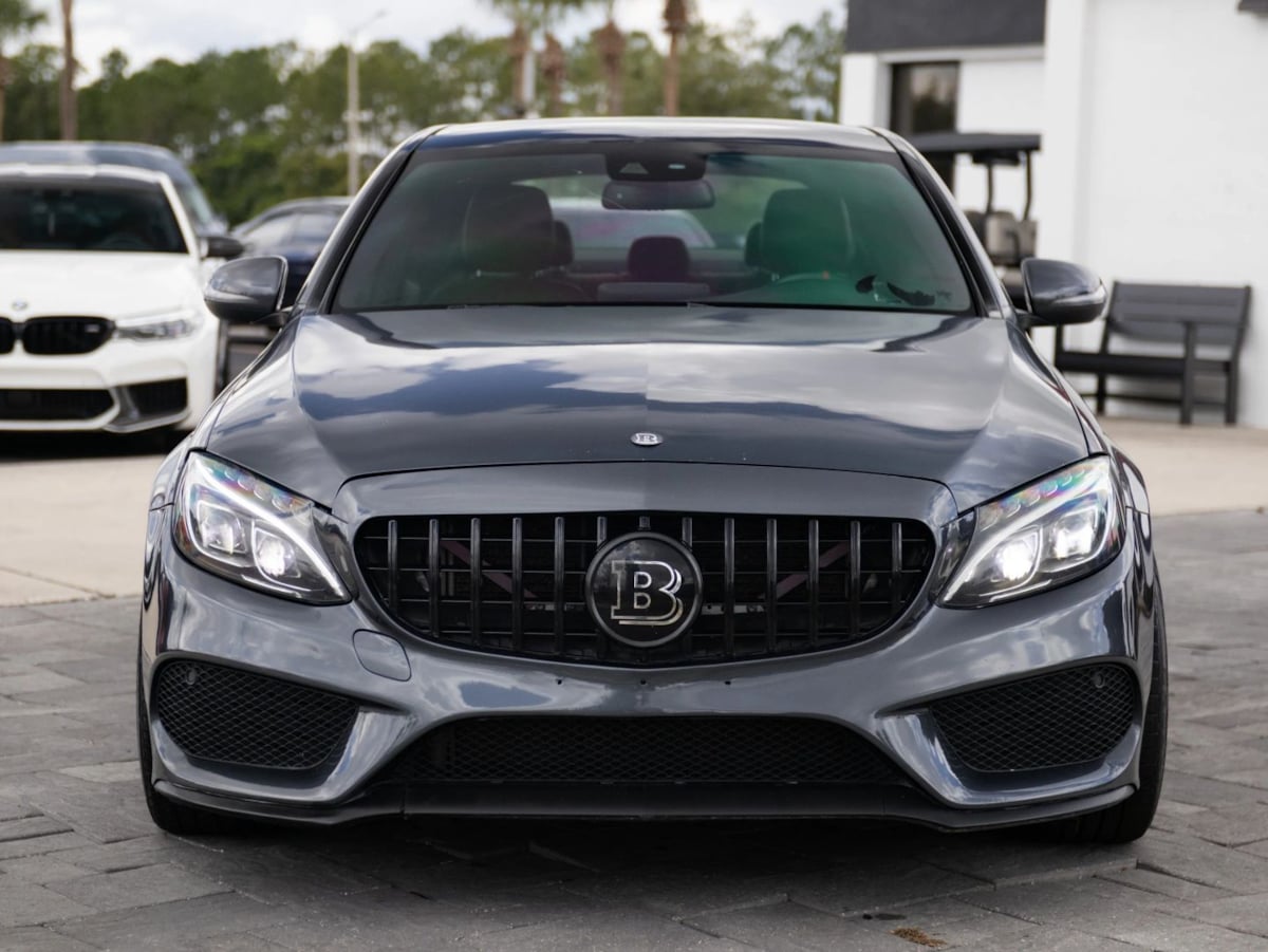 Mercedes-Benz C300 photo 4