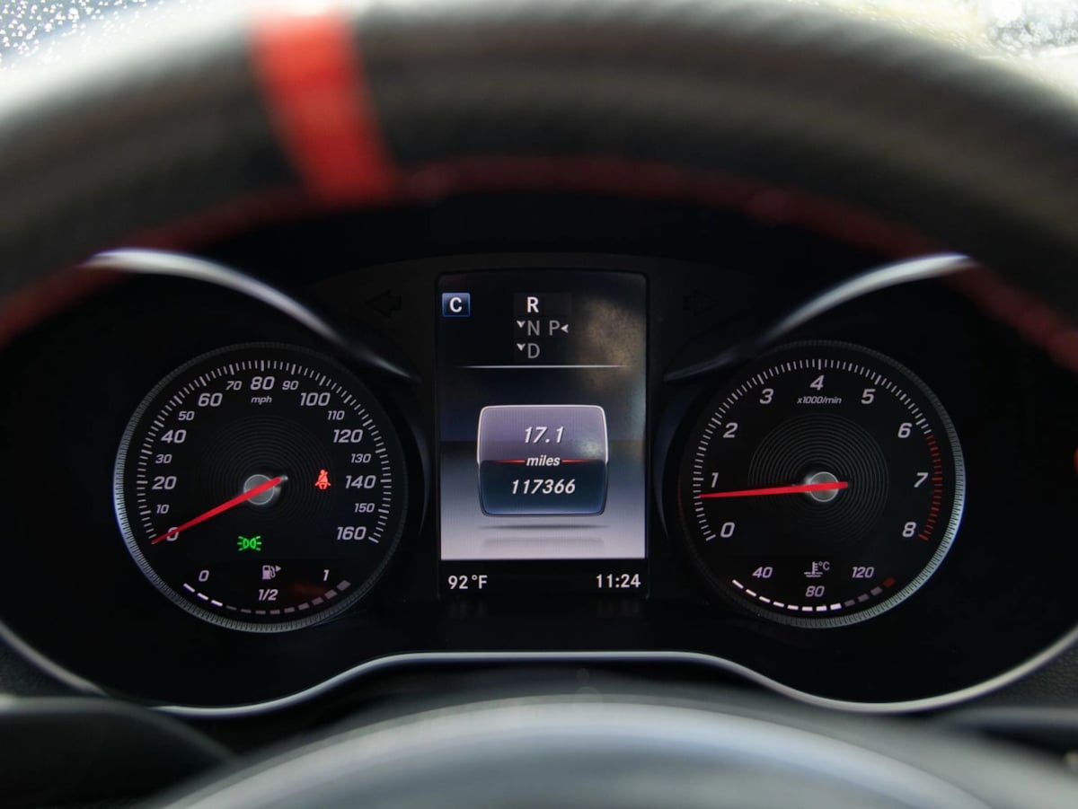 Mercedes-Benz C300 photo 41