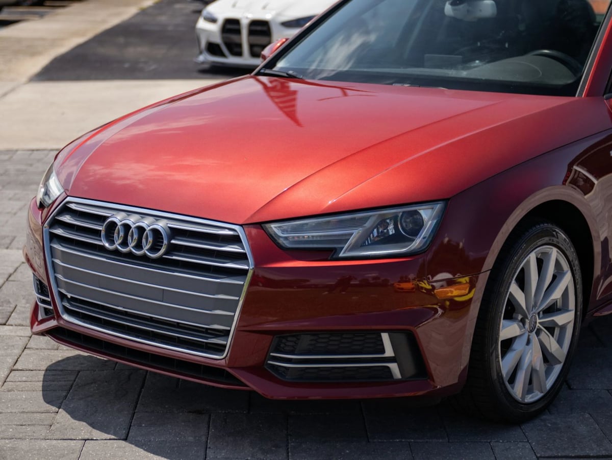 Audi A4 photo 5