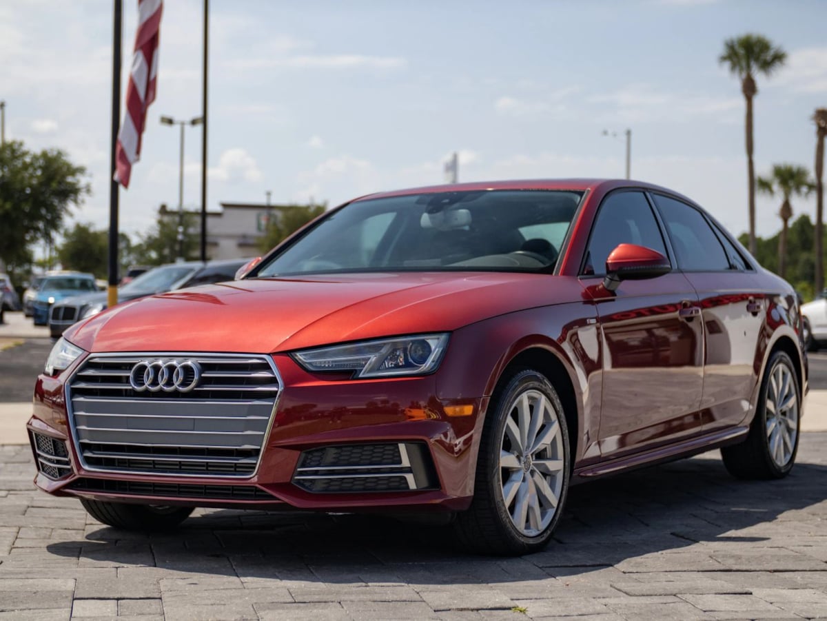 Audi A4 photo 6