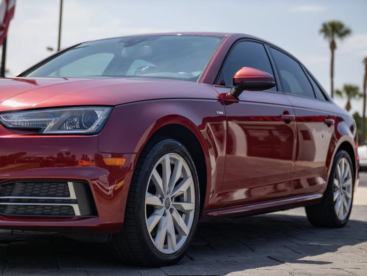 Audi A4 photo 7