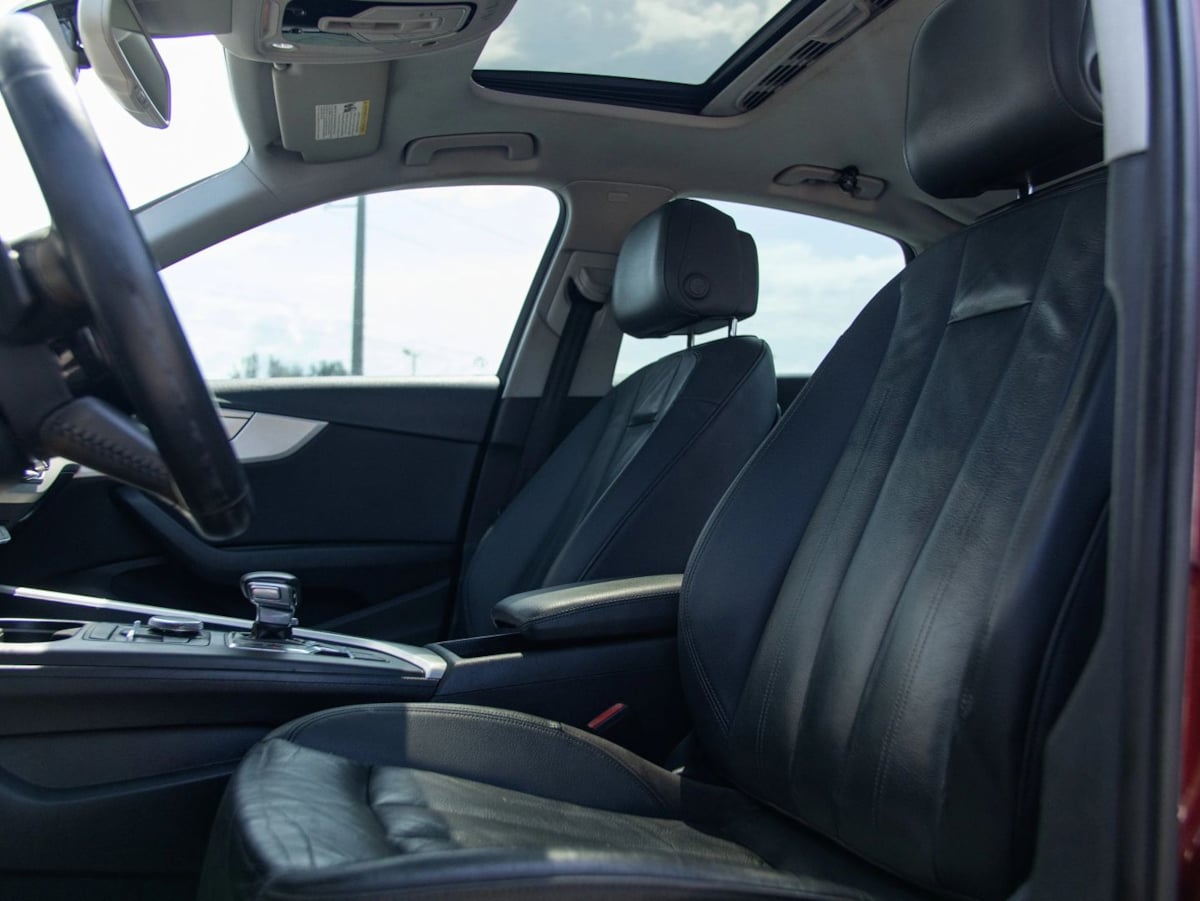 Audi A4 photo 19