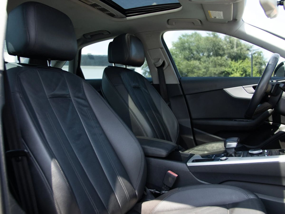 Audi A4 photo 21