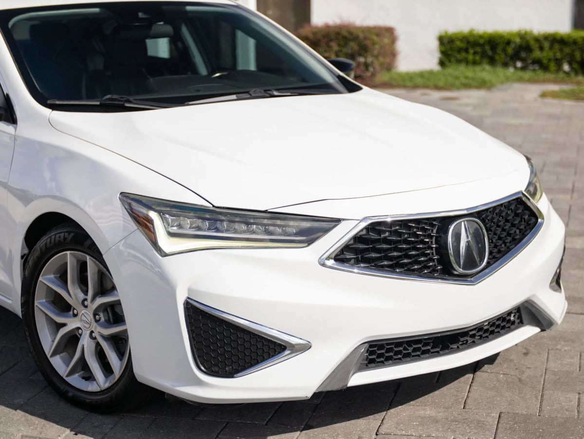 Acura ILX photo 3