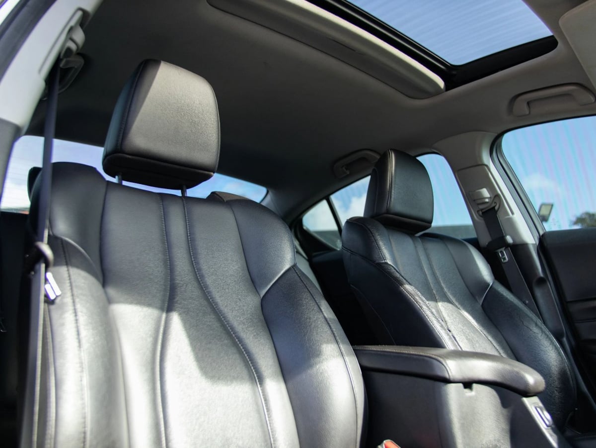 Acura ILX photo 22