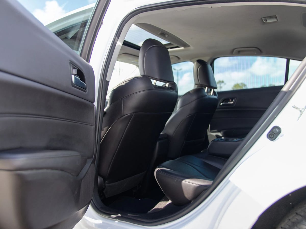 Acura ILX photo 25