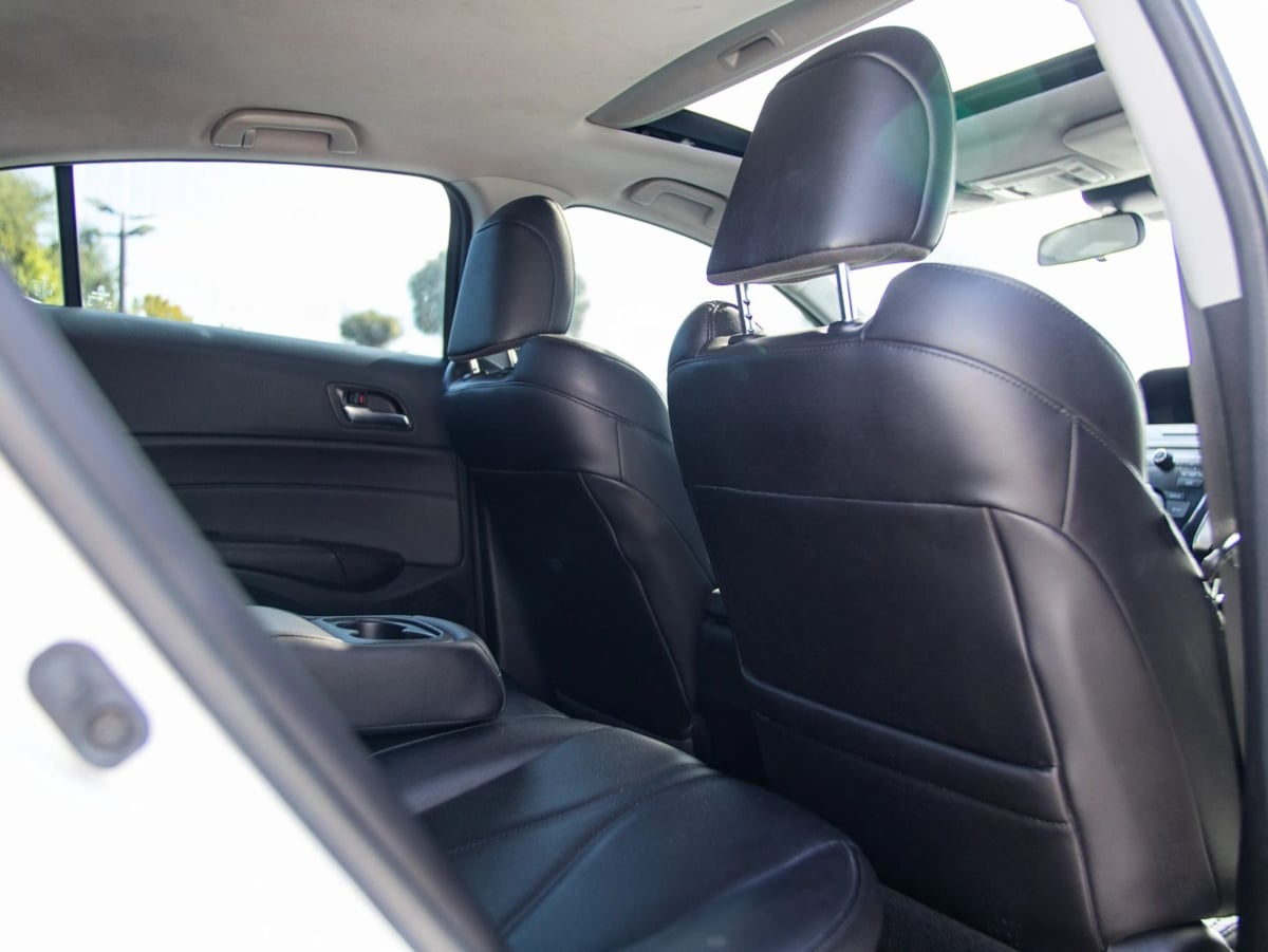 Acura ILX photo 28
