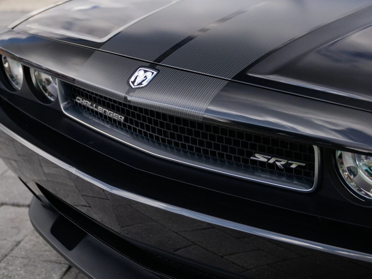 Dodge Challenger photo 6