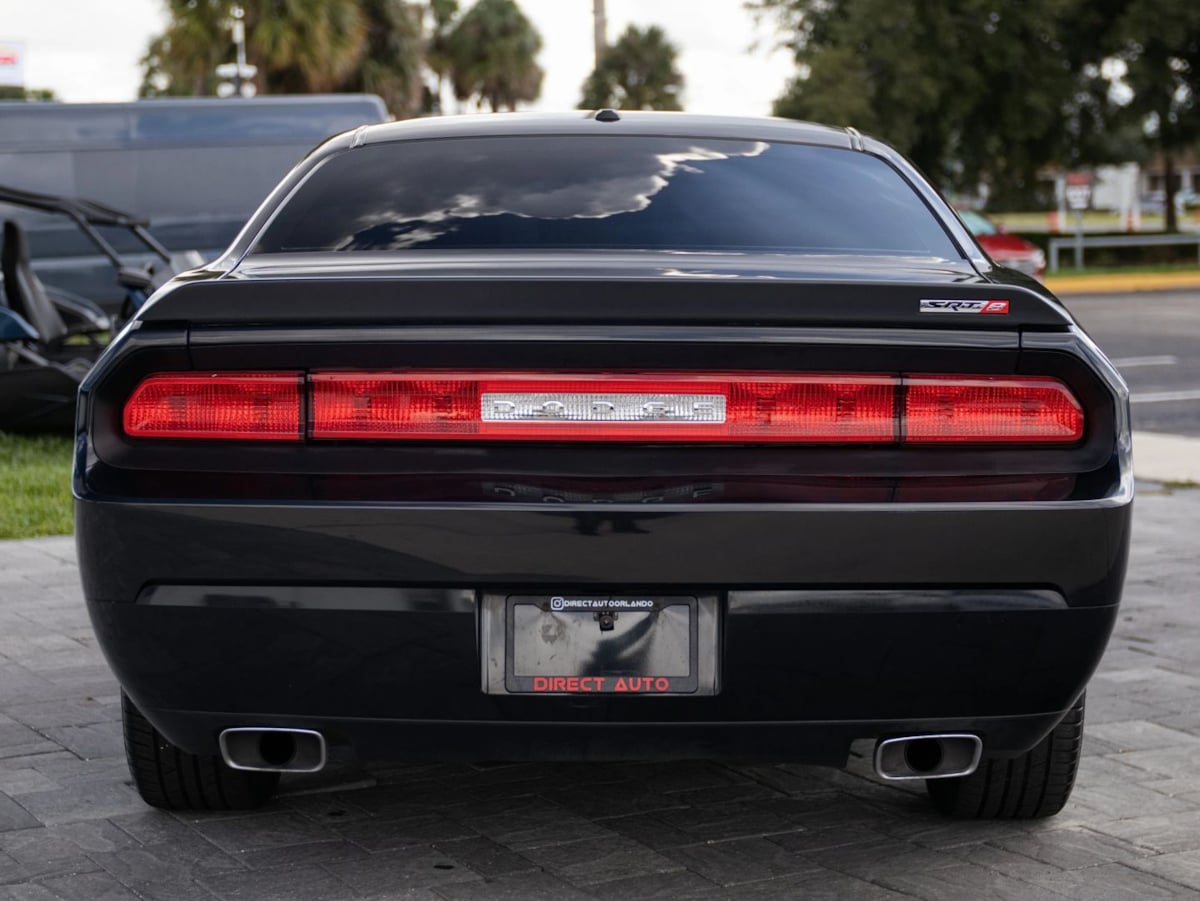 Dodge Challenger photo 16