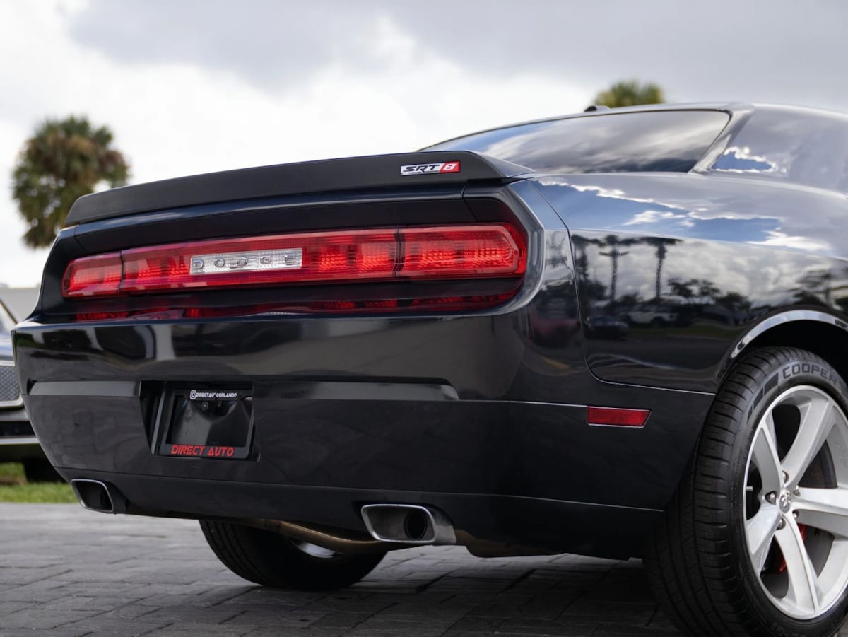 Dodge Challenger photo 17