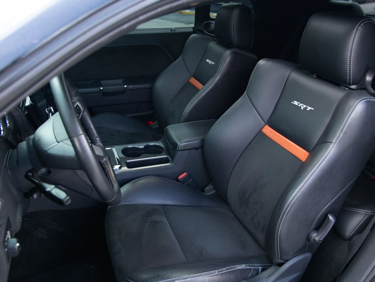 Dodge Challenger photo 23