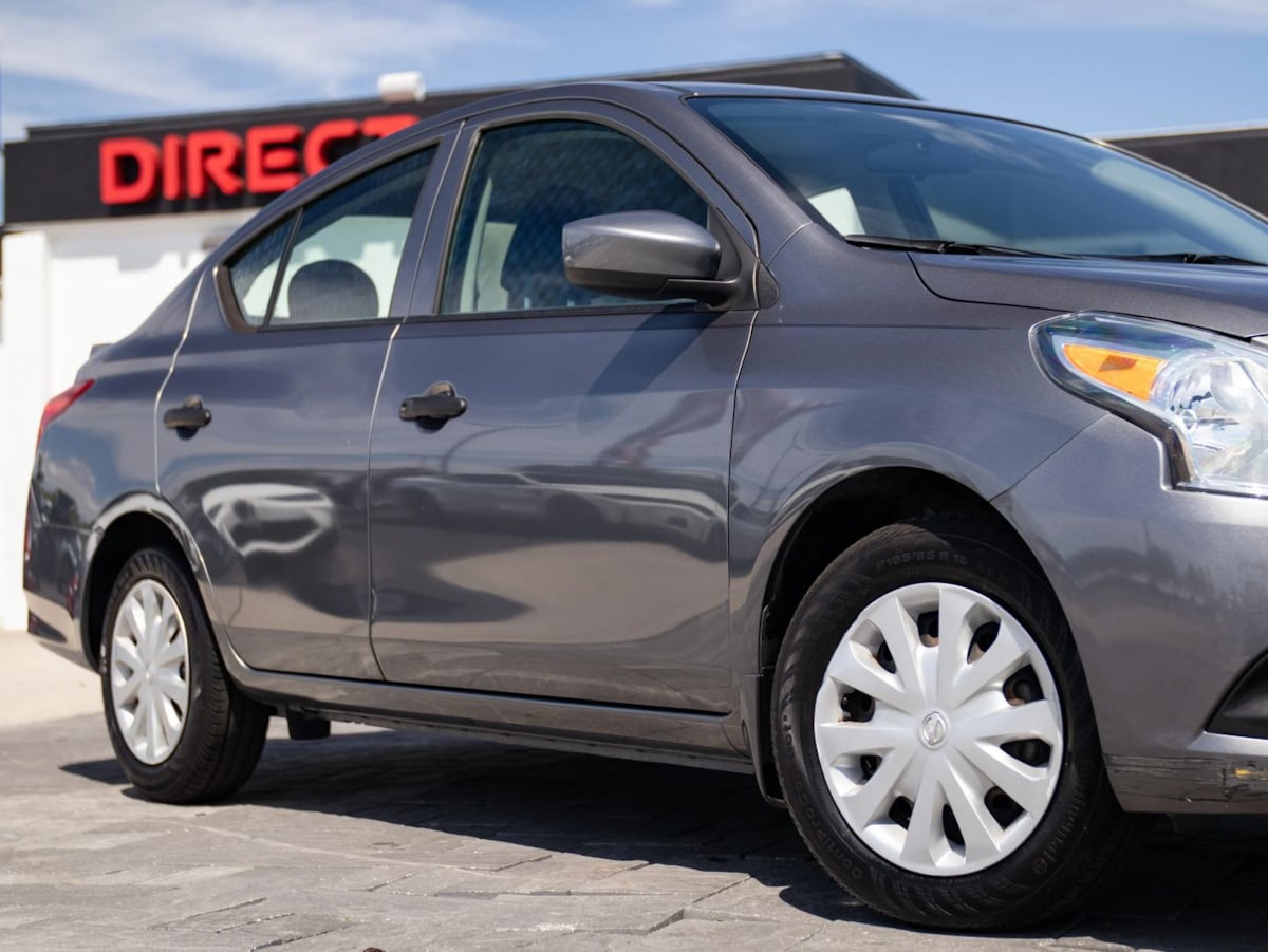 Photo 2 of this Nissan Versa Sedan