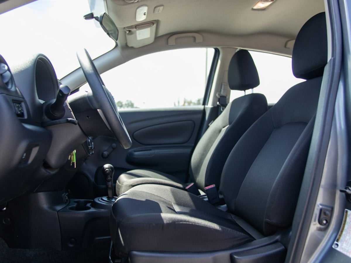 Photo 14 of this Nissan Versa Sedan