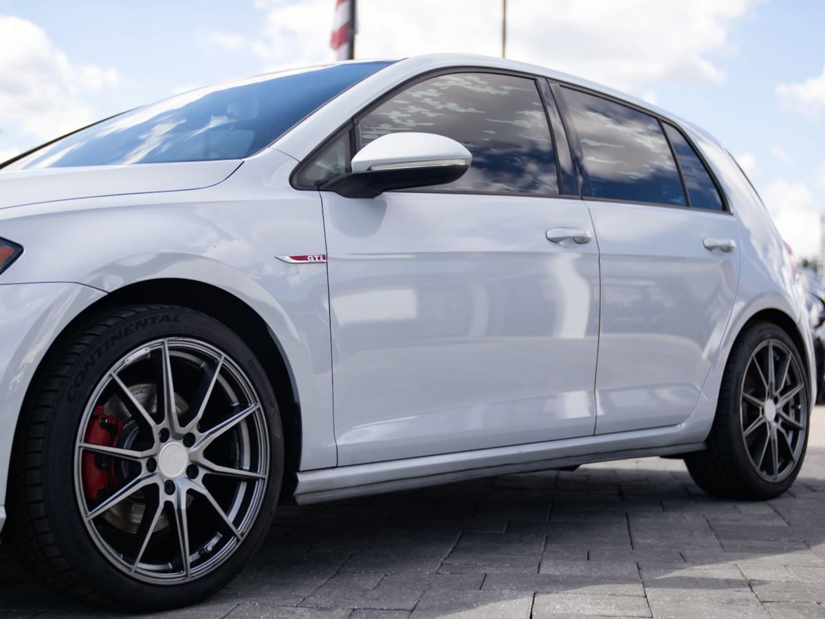 Photo 7 of this Volkswagen Golf GTI