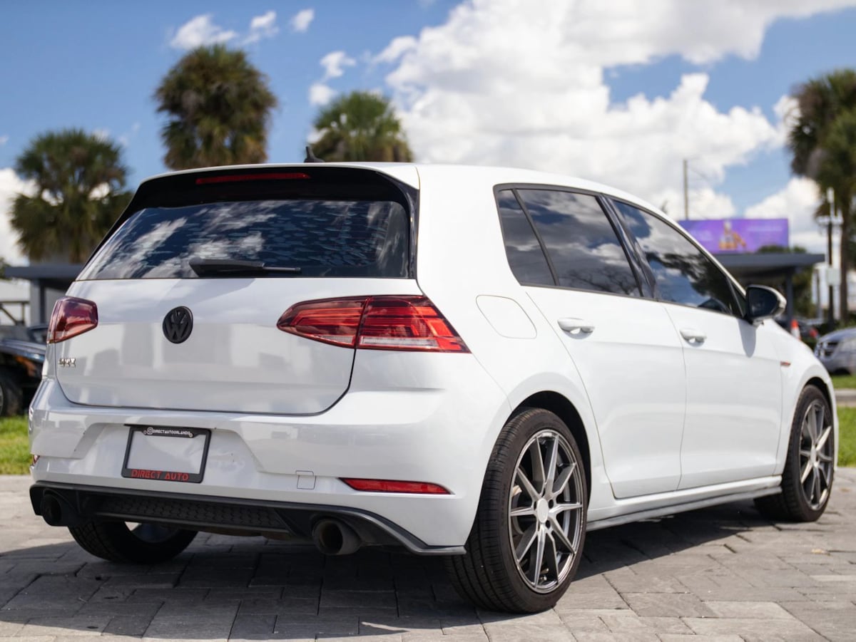 Photo 14 of this Volkswagen Golf GTI