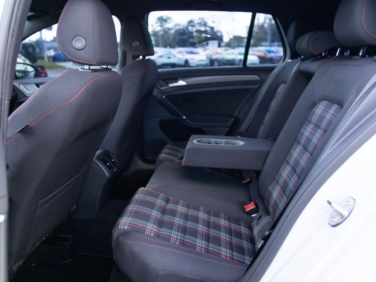 Photo 22 of this Volkswagen Golf GTI