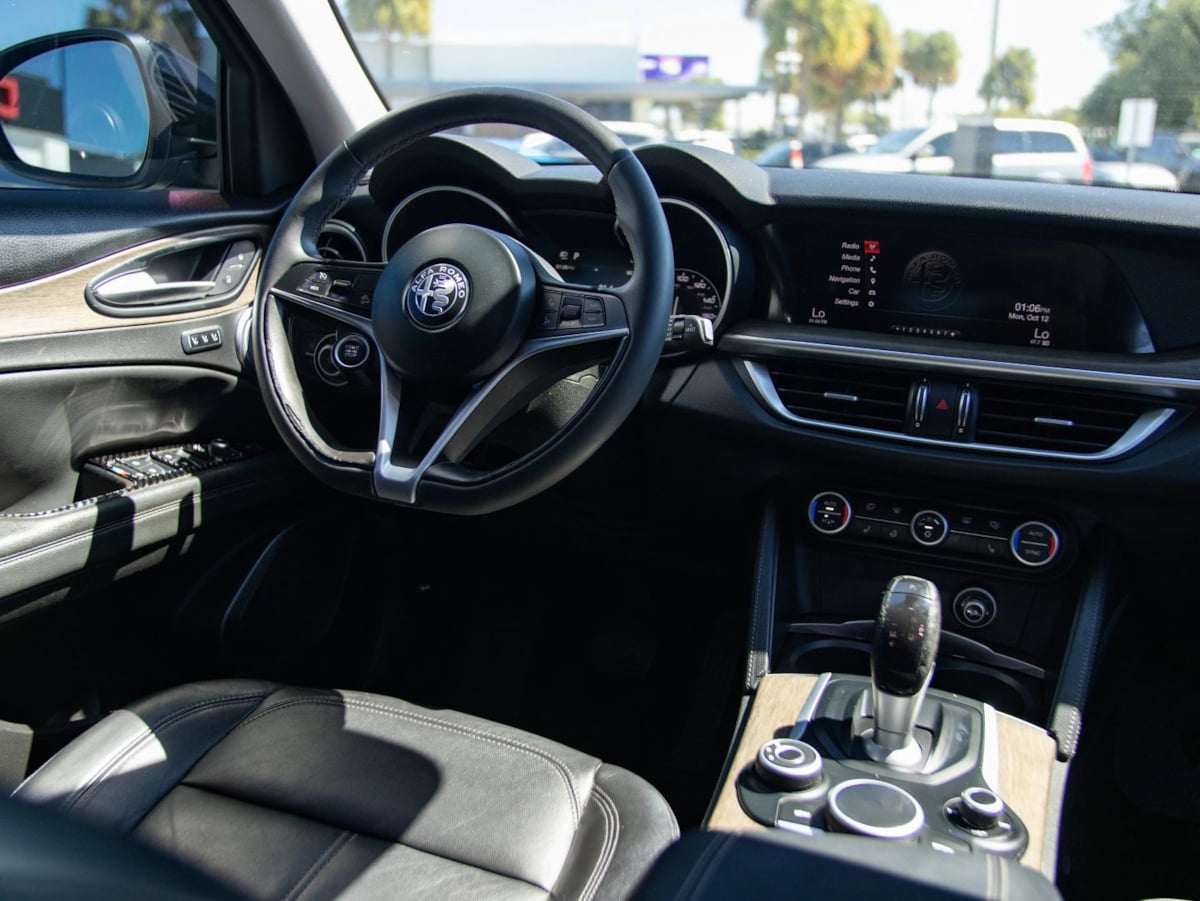 Photo 24 of this Alfa Romeo Stelvio