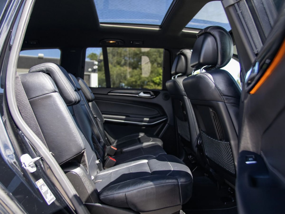 Photo 27 of this Mercedes-Benz GLS 550