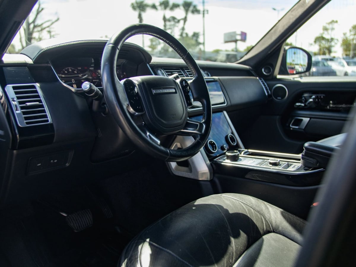 Land Rover Range Rover photo 18