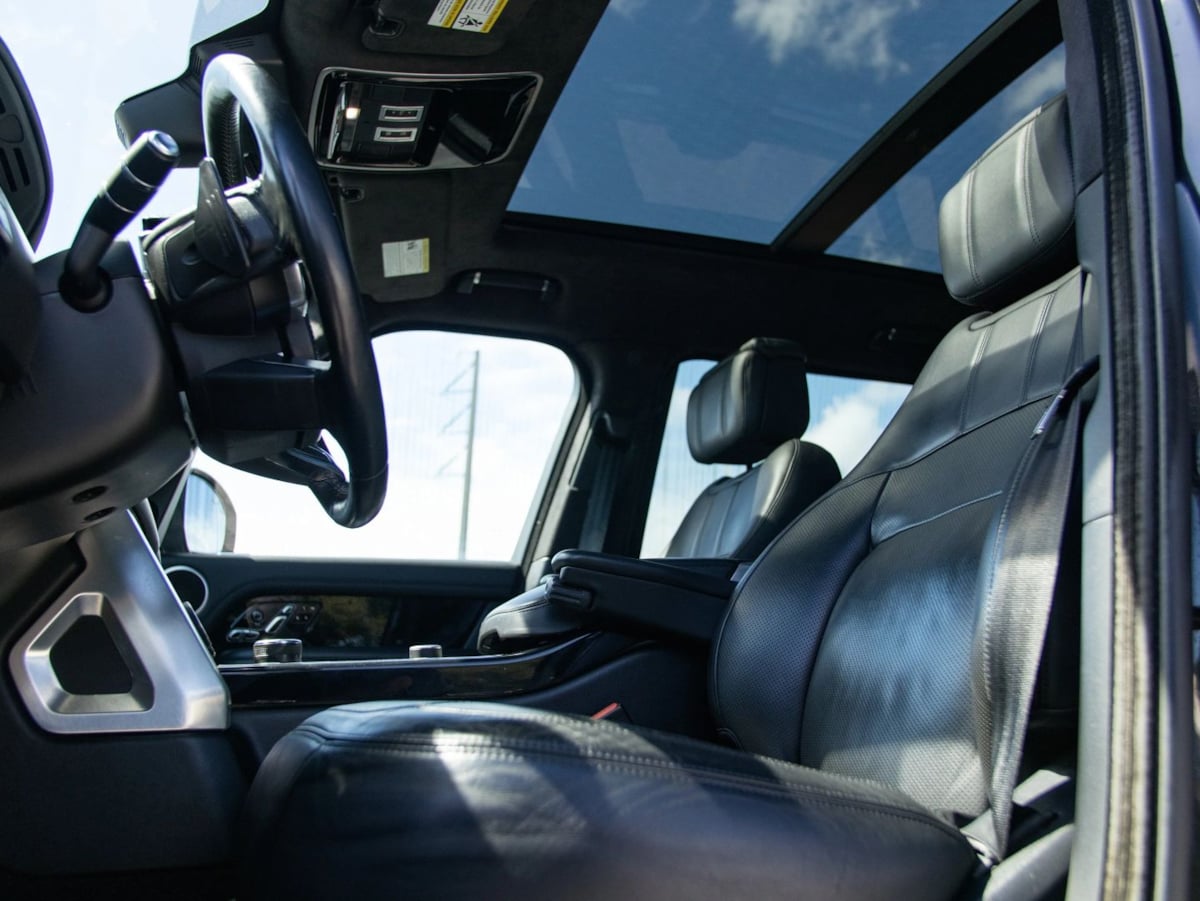 Land Rover Range Rover photo 19
