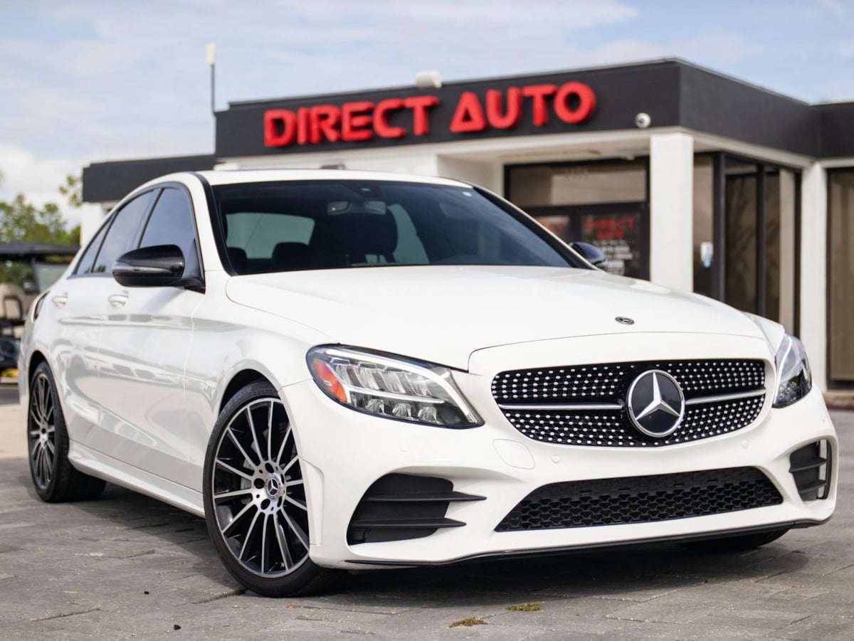 Mercedes-Benz C300 photo 30