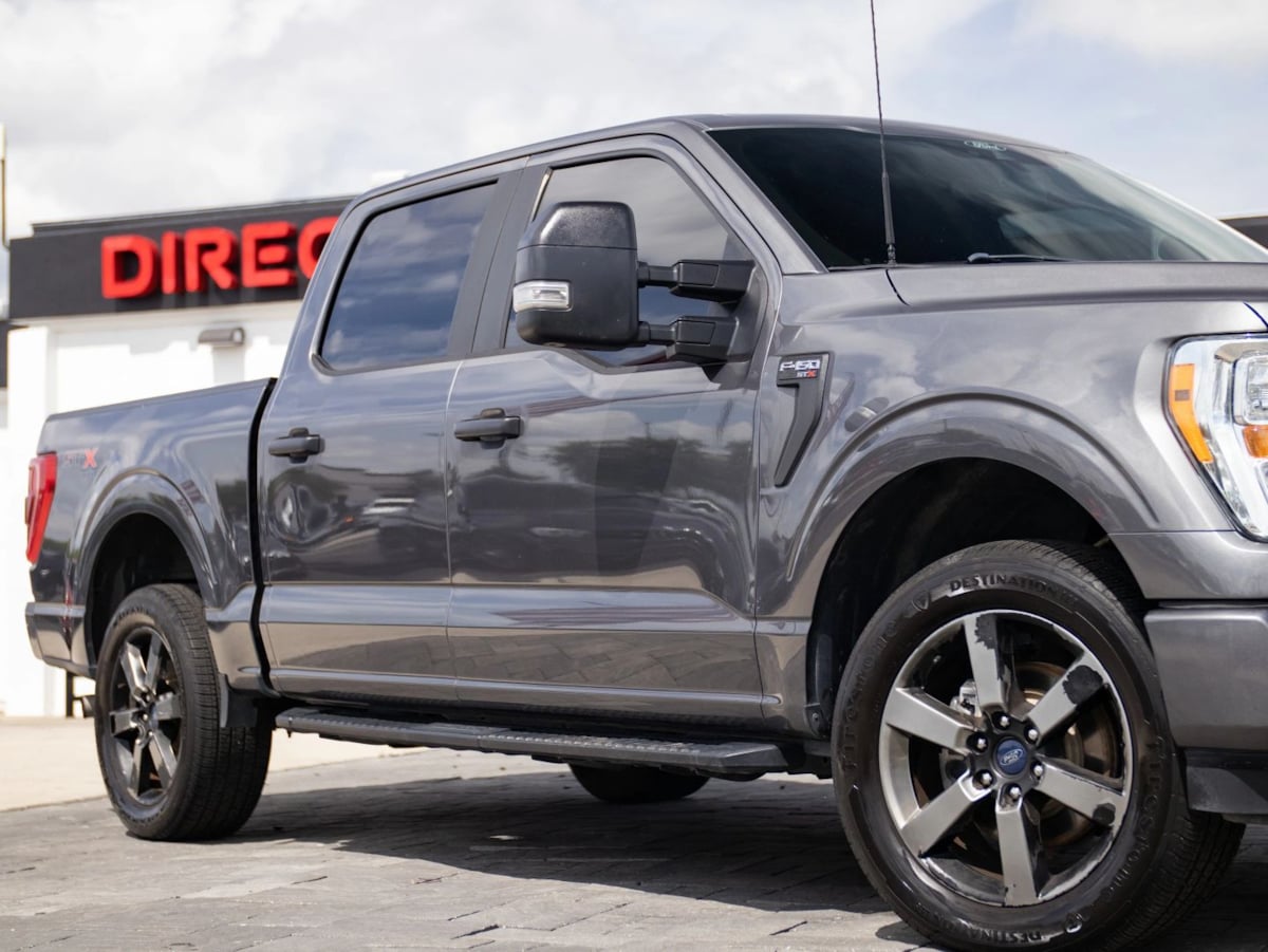 Photo 2 of this Ford F-150