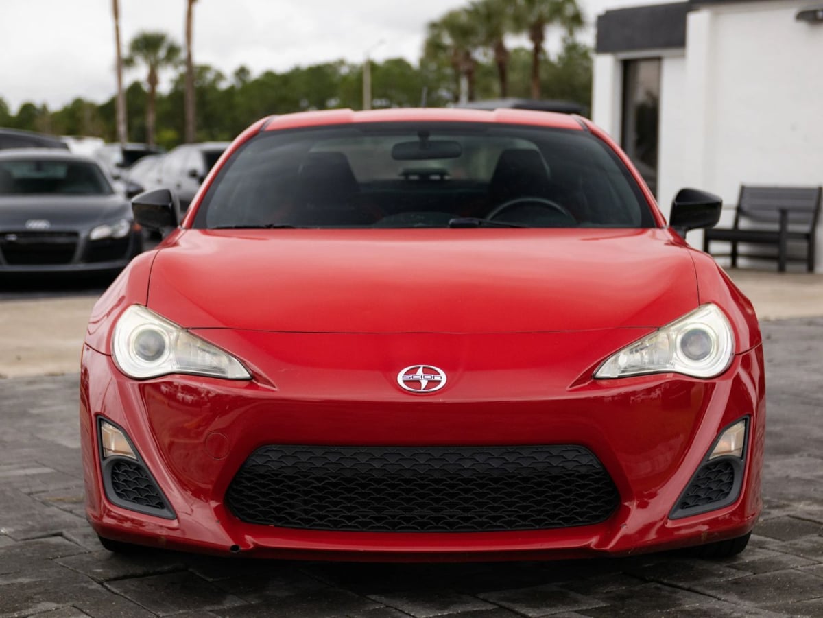 Scion FR-S photo 5
