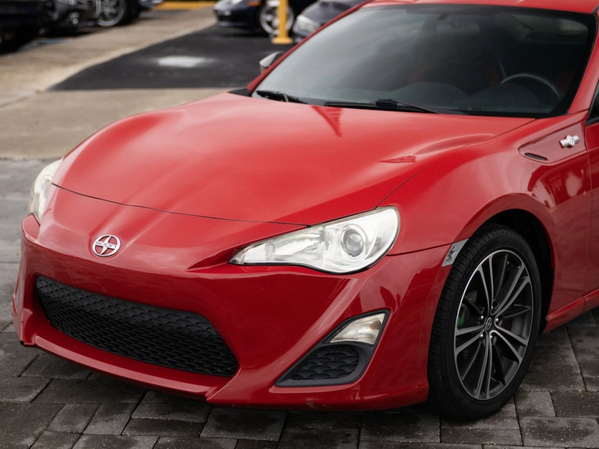 Scion FR-S photo 6